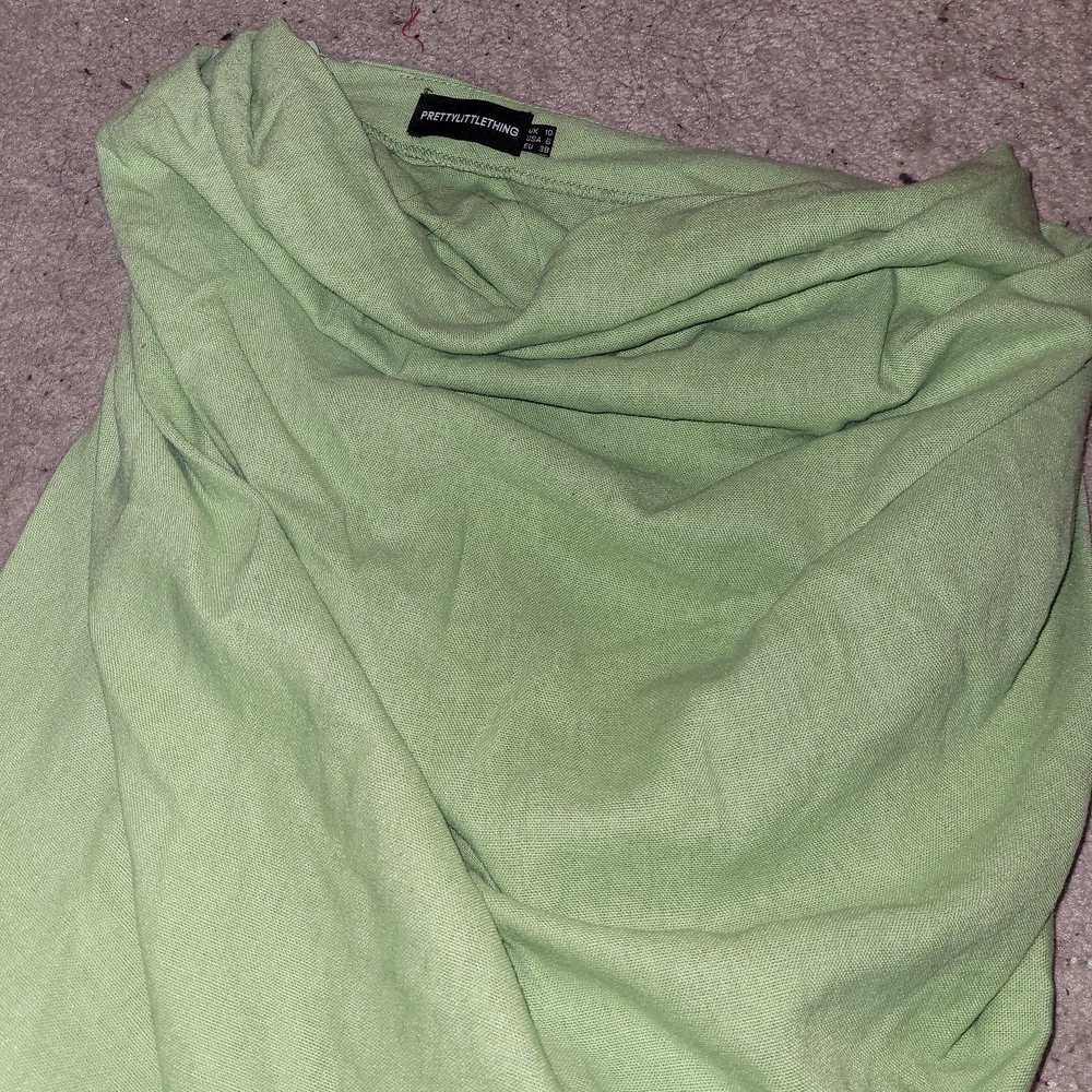 PrettyLittleThing Light Green Pencil Skirt
